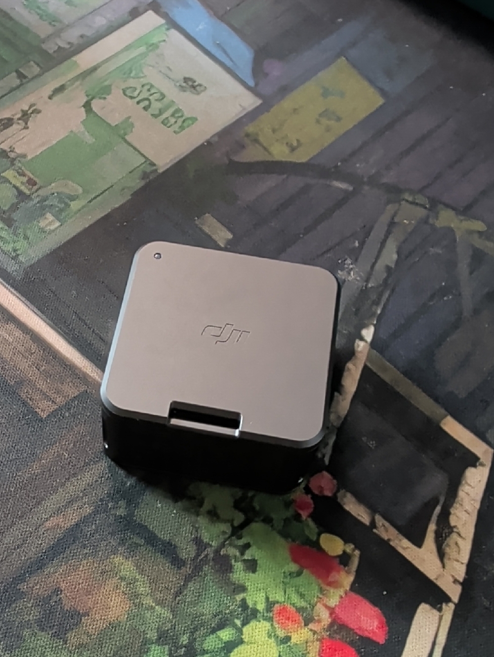 DJI ACTION 2 CAMERA WITH CASE AND MAGNETIC ACCESSORIES - Picture 11 of 11